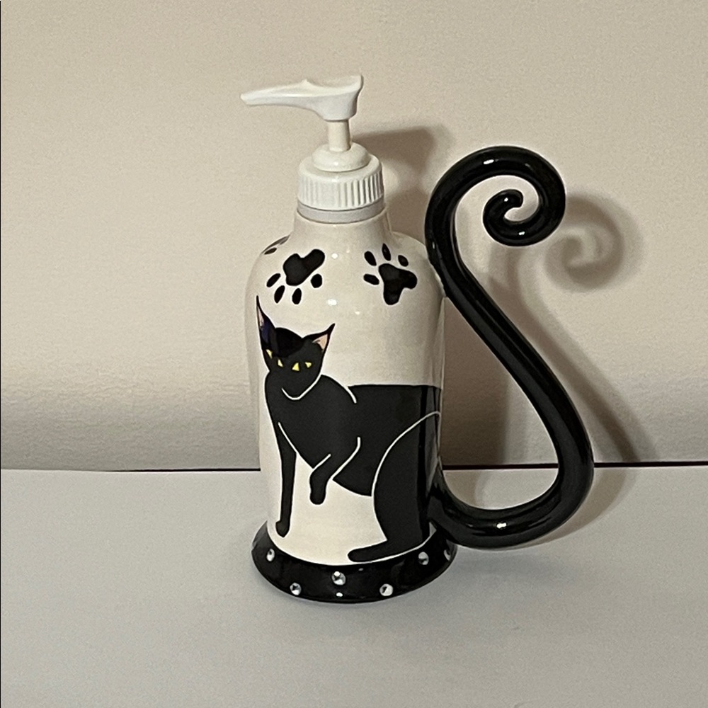 April Gadler. Handmade Black Cat Soap Dispenser. NWOT